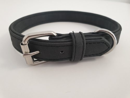 Velúr hatású fekete színű nyakörv fém csattal (Sz2 .0 cm x H32-40 cm)